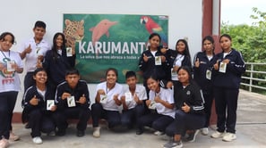 Niñas y niños participantes de Perú