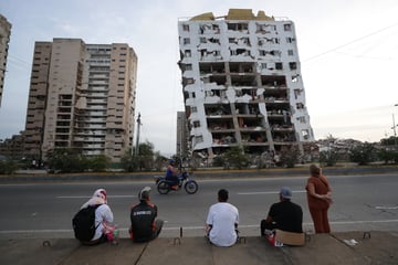 Powerful earthquake strikes Venezuela1
